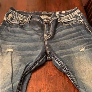 EUC Miss Me Mid-rise Easy Crops